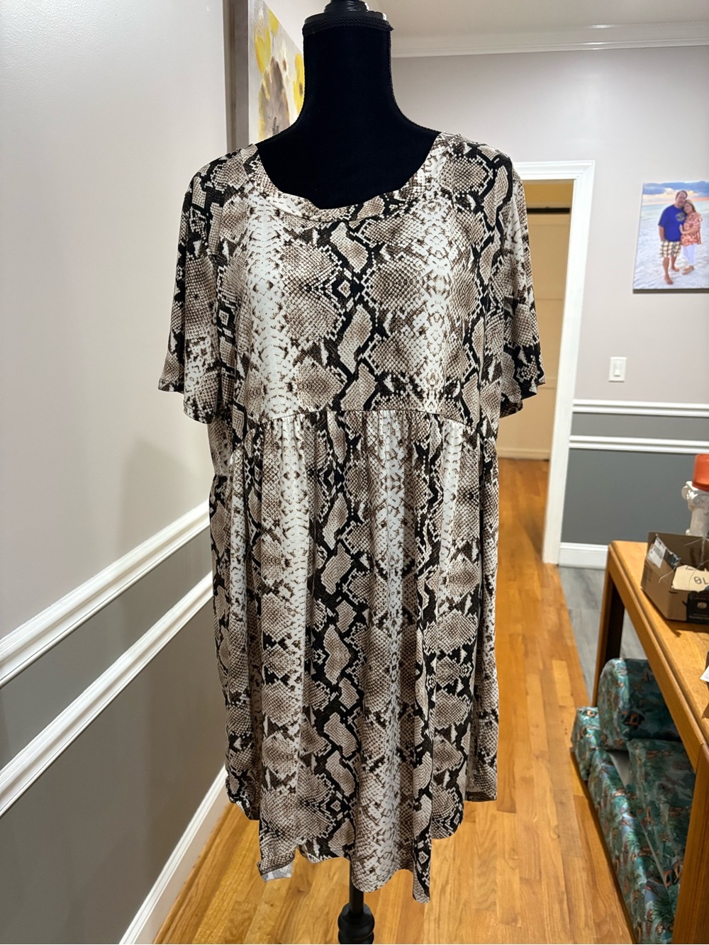 JODIFL Beige Black Snake Print Midi Dress
